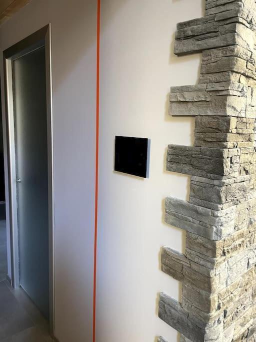 Loft Orizzonte Verticale بيزارو المظهر الخارجي الصورة